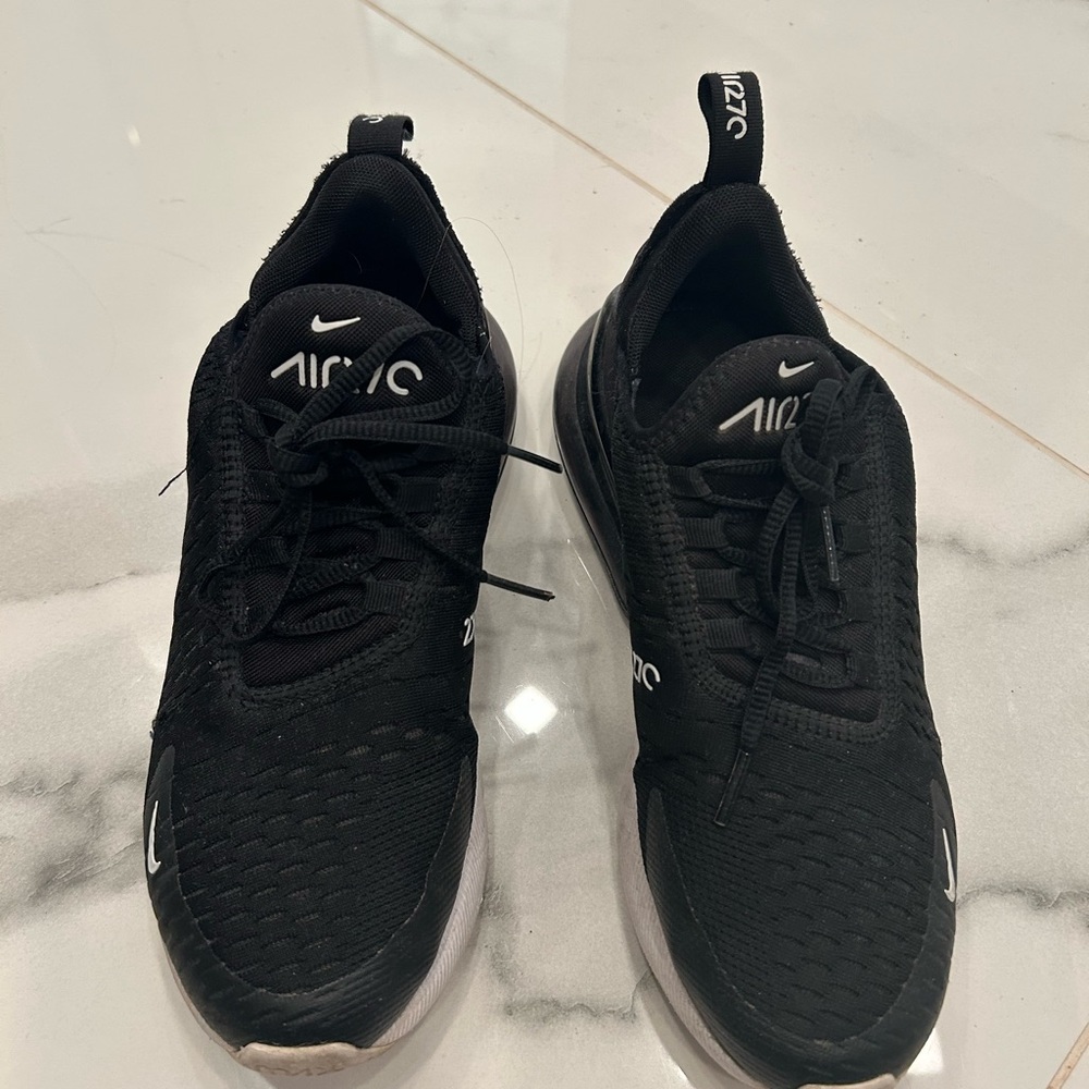 Nike Air Athletic Shoes Black